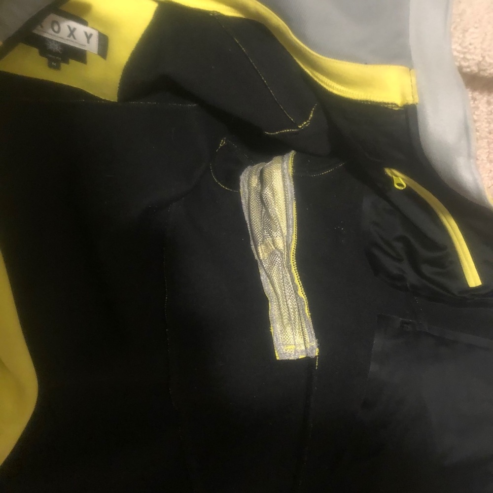 Roxy winter jacket - Picture 8 of 16